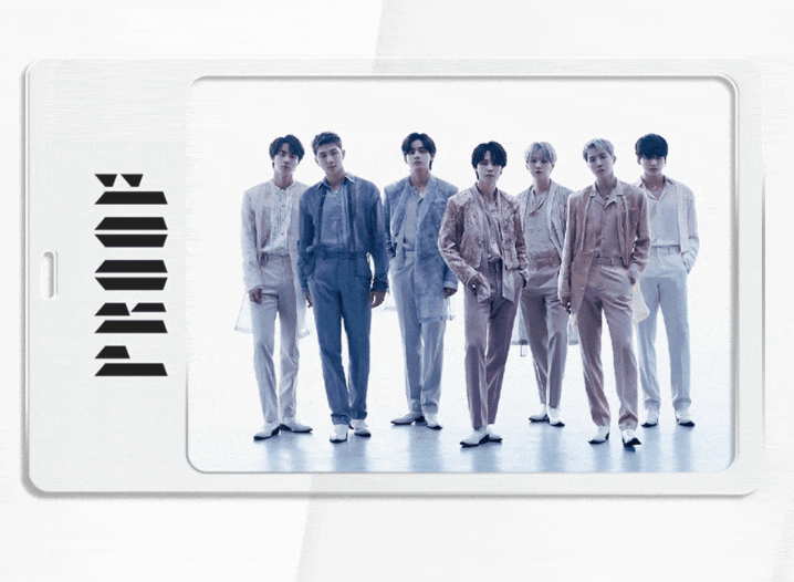 BTS Proof 3D LENTICULAR PREMIUM CARD STRAP